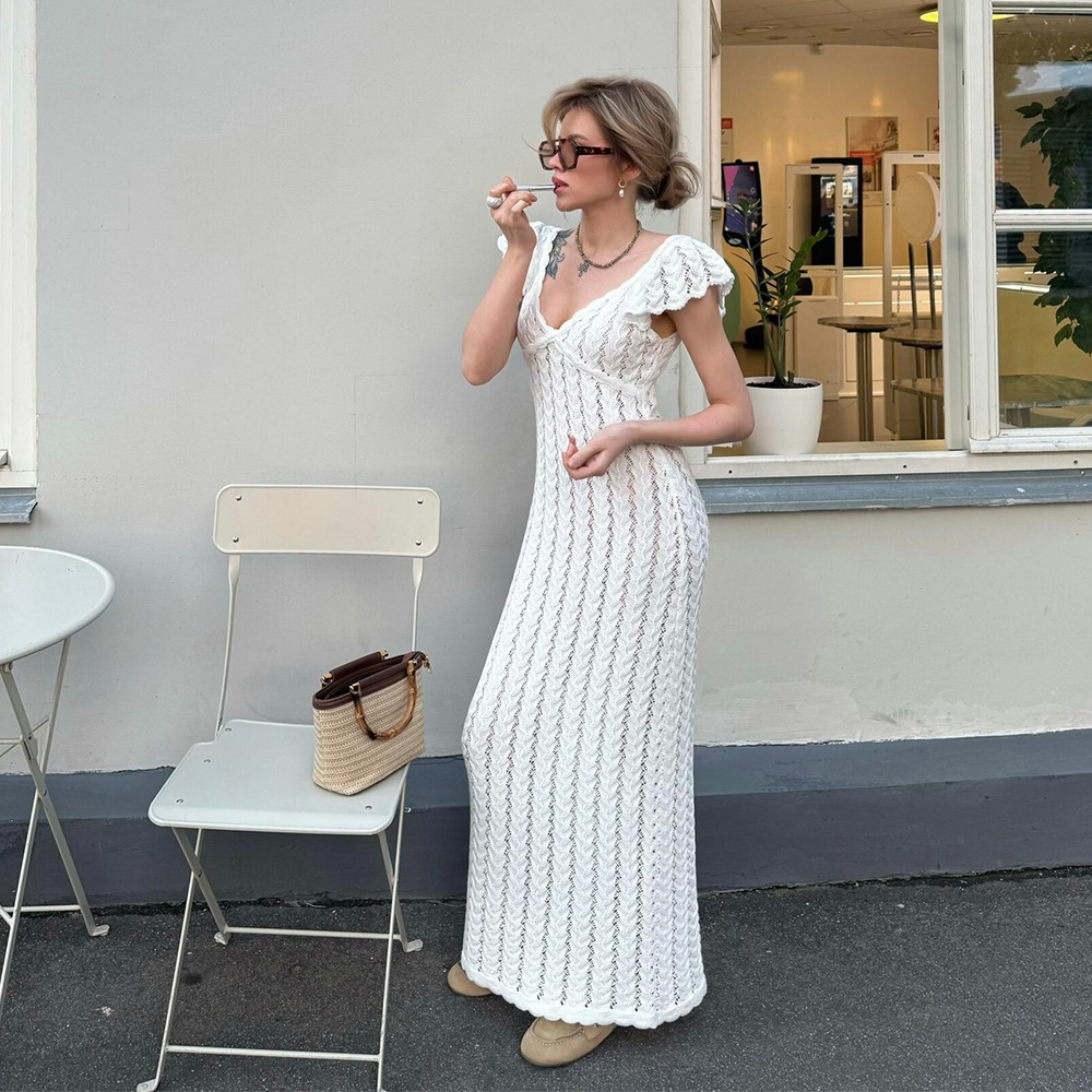 European And American Sleeveless Dress With A V-neck, Crocheted Openwork Design - Image 7