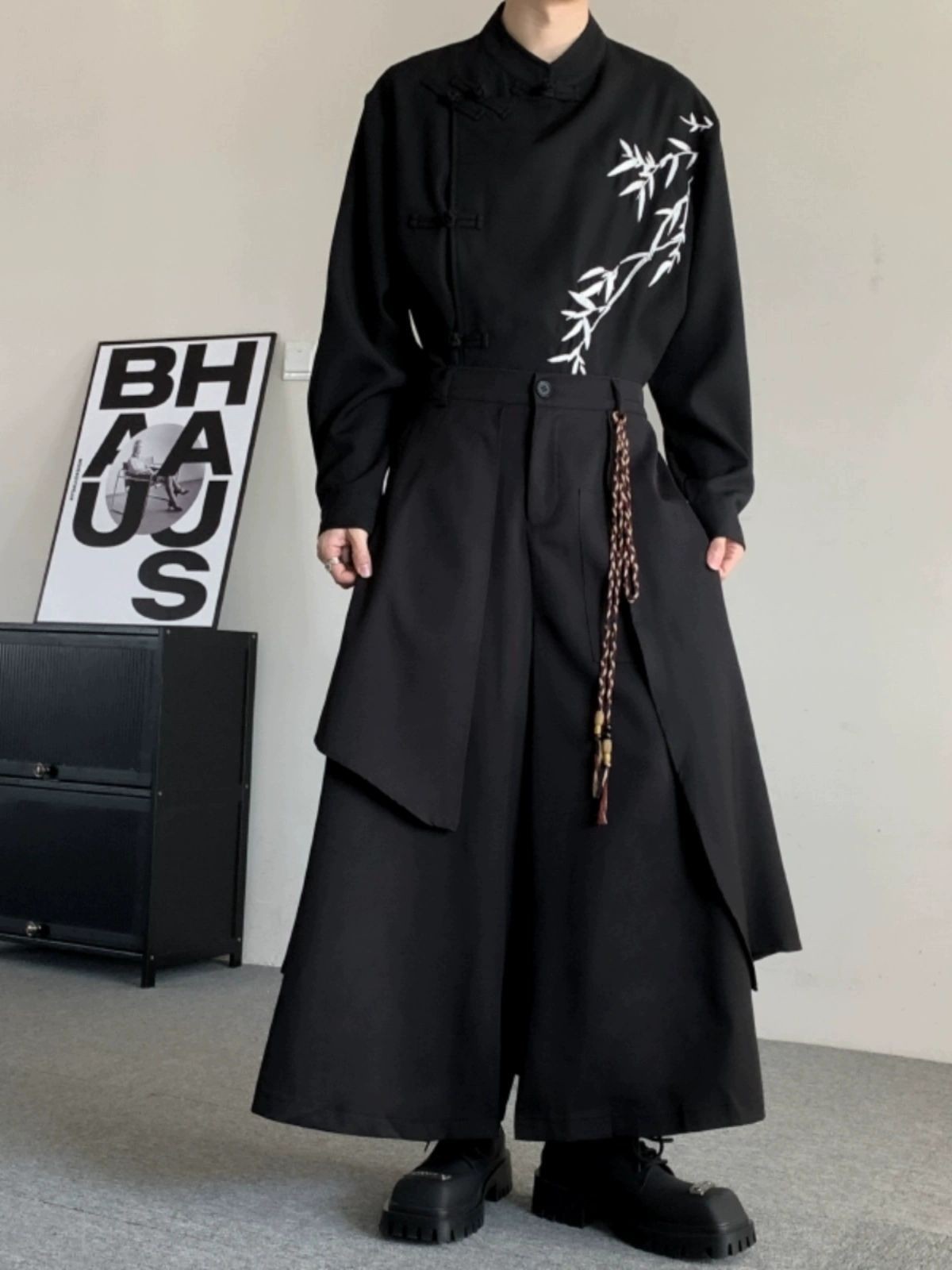 Men's Irregular Kendo Samurai Wide-Leg Pants - Image 5