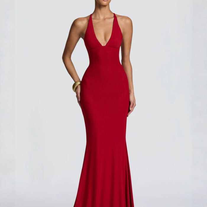 Cross-border V-neck Halter Neck Fishtail Long Dress With Cross Straps, Open Back, Ruched, And Train, Slim-fit Evening Gown